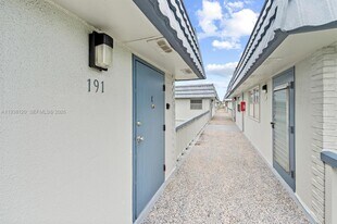 191 Tuscany C in Delray Beach, FL - Building Photo