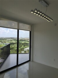 5252 NW 85th Ave, Unit 1902 in Doral, FL - Building Photo - Building Photo