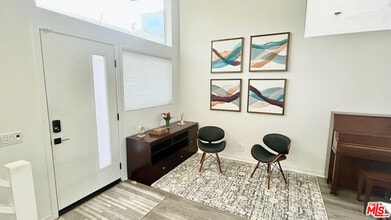 2927 1/2 Denby Ave in Los Angeles, CA - Building Photo - Building Photo
