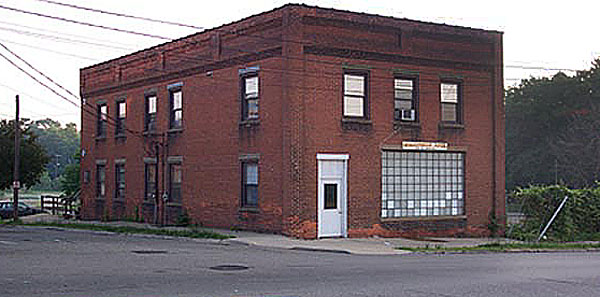 110 E Michigan in Three Rivers, MI - Building Photo