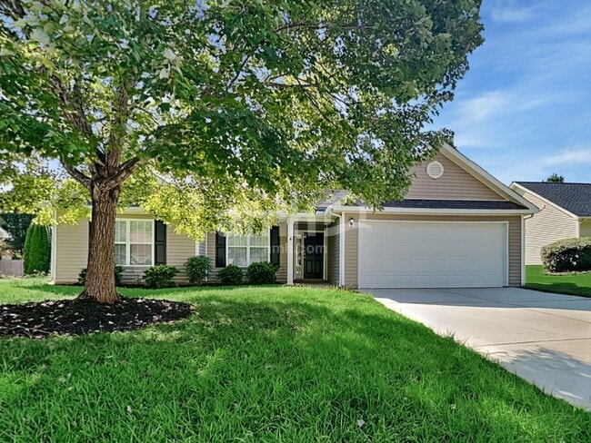 property at 706 Walnut Crossing Dr