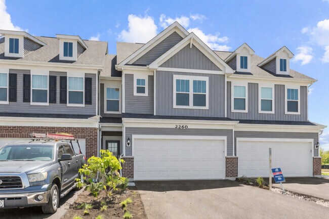 property at 2260 Horseshoe Cir