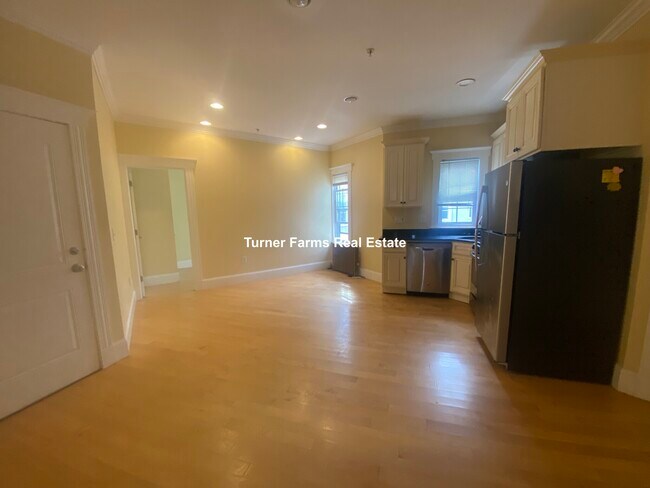 156 Magazine St, Unit 23 in Cambridge, MA - Building Photo - Building Photo