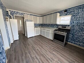 5715 W Mitchell St in West Allis, WI - Foto de edificio - Building Photo