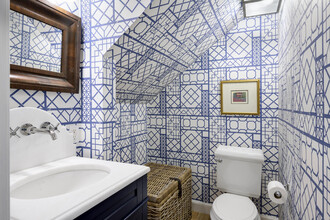 260 Oleander Ave in Palm Beach, FL - Building Photo - Building Photo