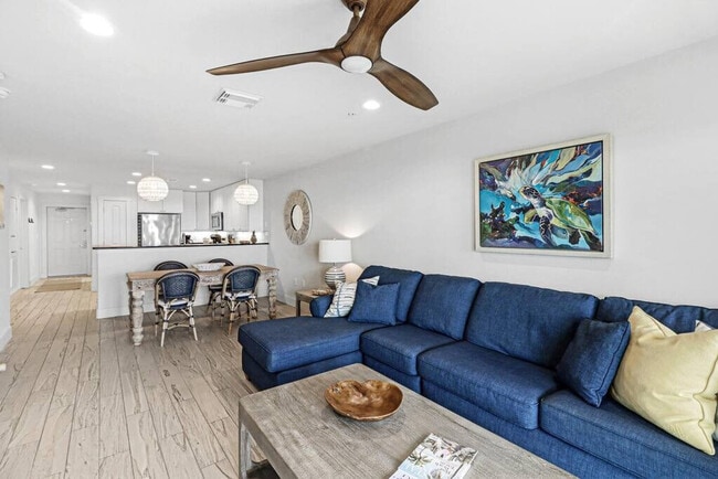 28 Cut Off Rd in Port Aransas, TX - Building Photo - Building Photo