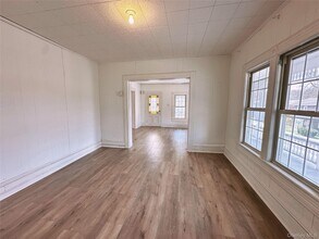 146 NY-284 in Westtown, NY - Building Photo - Building Photo