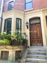2220 Delancey St in Philadelphia, PA - Building Photo