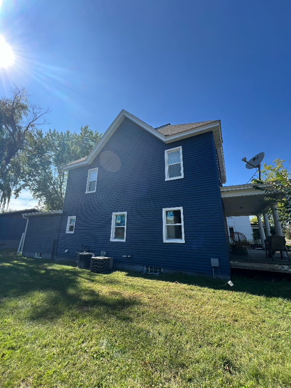 104 N Rural St in Chippewa Falls, WI - Building Photo - Building Photo