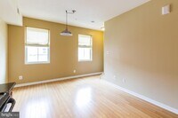 909 N 19th St photo'