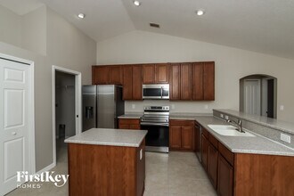 606 Reading St SE in Palm Bay, FL - Building Photo - Building Photo