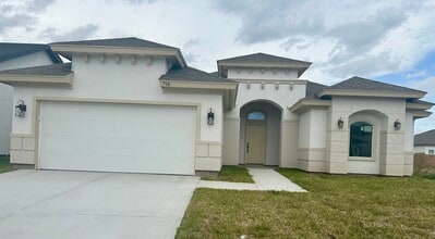 718 Ava Dr in La Feria, TX - Building Photo - Building Photo