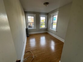 71-15 Joy St, Unit 71 in Boston, MA - Building Photo - Building Photo