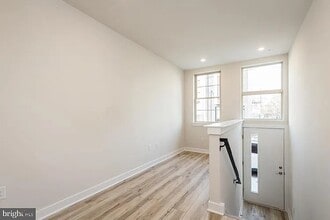 2039 N 3rd St, Unit Apt #1 in Philadelphia, PA - Building Photo - Building Photo