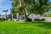 7250 E Paradise Dr in Scottsdale, AZ - Building Photo - Building Photo