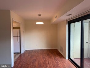 6141 Leesburg Pike in Falls Church, VA - Building Photo - Building Photo