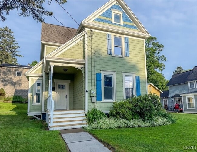 property at 1 1st St