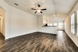 233 Pitt Cir in Fate, TX - Building Photo - Building Photo