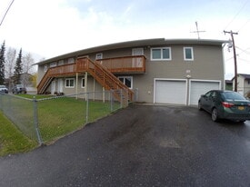 2706 Turner St, Unit 3 in Fairbanks, AK - Building Photo