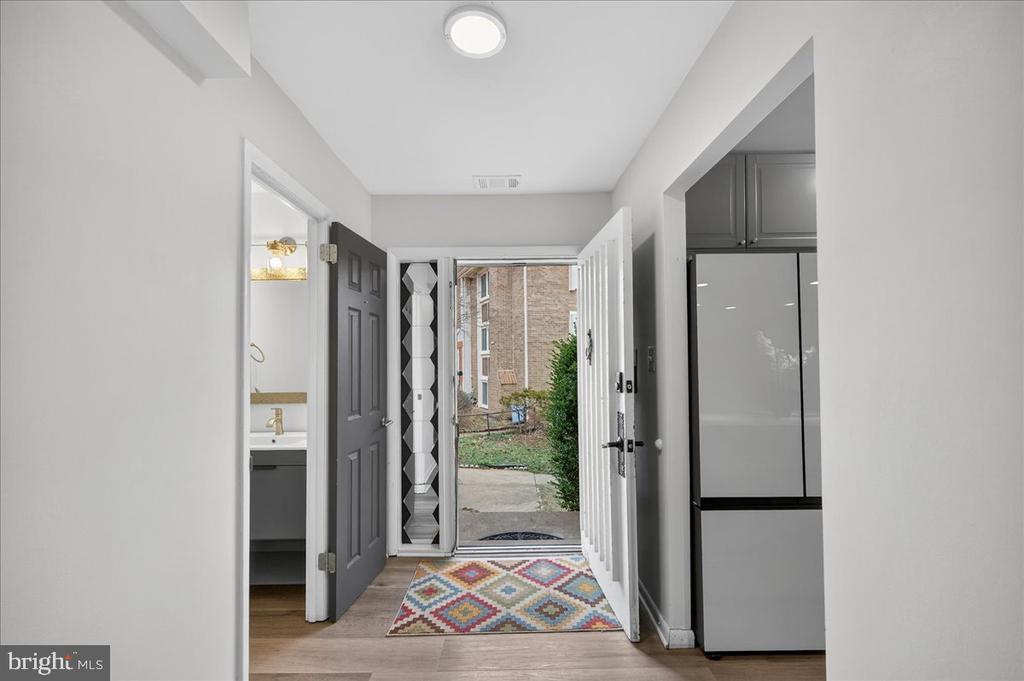 9518 Miranda Ct in Fairfax, VA - Building Photo