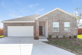 13329 Pine Dunes Dr in Haslet, TX - Building Photo - Building Photo