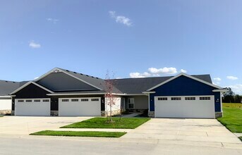 Chestnut Hills in Whitmore Lake, MI - Foto de edificio - Building Photo