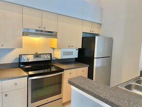 4241 San Marino Blvd in West Palm Beach, FL - Building Photo - Building Photo