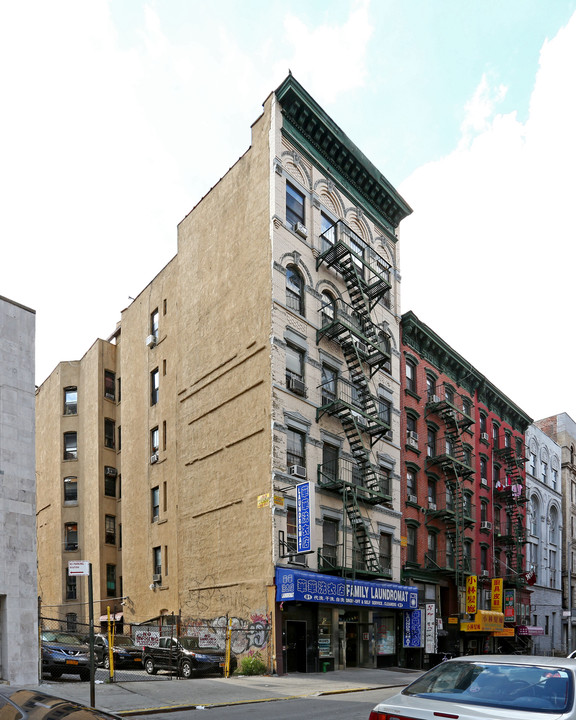 81 Eldridge St in New York, NY - Building Photo