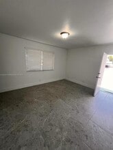 101 NW 47th Ave in Miami, FL - Building Photo - Building Photo