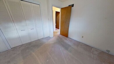 460 W Beaver St in Hallam, PA - Foto de edificio - Building Photo