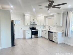 4346 Hakupapa St in Honolulu, HI - Building Photo - Building Photo