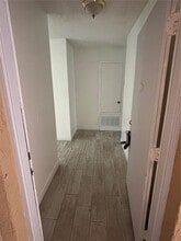 9950 Turf Way in Orlando, FL - Building Photo - Building Photo
