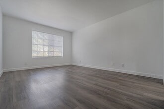 The Resort at Encinitas in Encinitas, CA - Foto de edificio - Building Photo