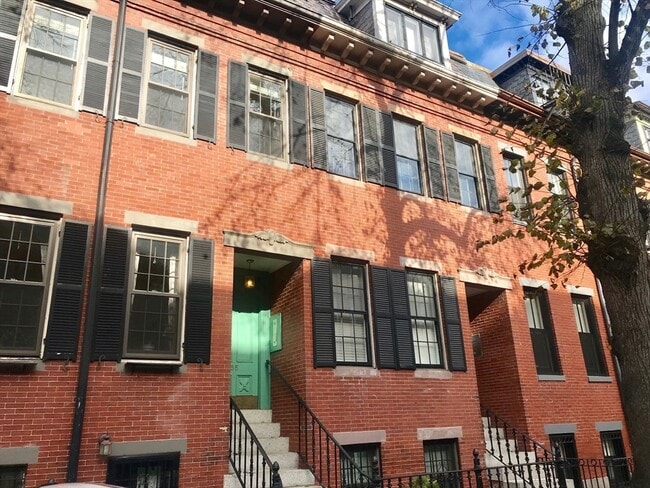 property at 55 Appleton St