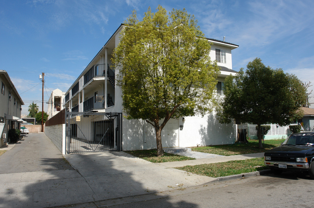 14121 Friar St in Van Nuys, CA - Building Photo