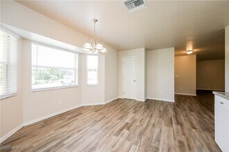 204 Harold Ave N in Lehigh Acres, FL - Building Photo - Building Photo