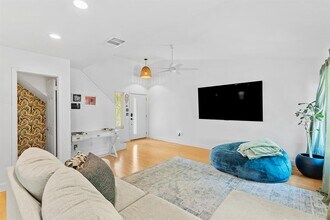 722 Decker Prairie Dr in Austin, TX - Building Photo - Building Photo