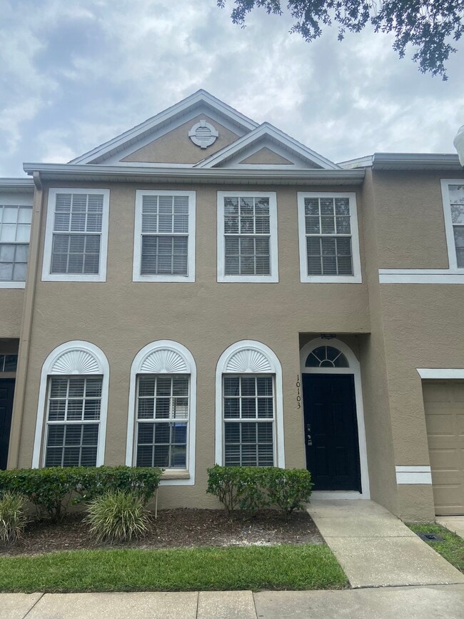 property at 10103 Belleville Pl