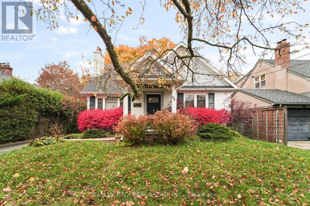 64 Wanita Rd in Mississauga, ON - Building Photo