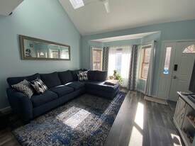 5106 Quail Ln in East Stroudsburg, PA - Building Photo