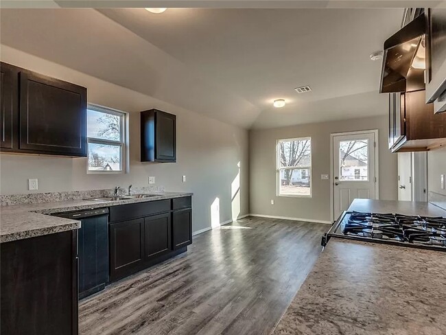 966 Morningside Dr in Fayetteville, AR - Building Photo - Building Photo