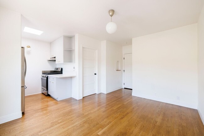 2191 El Sereno Ave in Altadena, CA - Building Photo - Building Photo