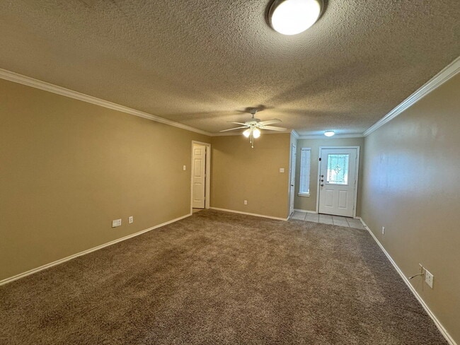 802 N Englewood Ave in Lubbock, TX - Building Photo - Building Photo