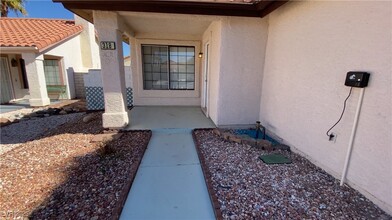 318 Brent Ct in Henderson, NV - Building Photo - Building Photo