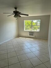 1480 E Sample Rd in Pompano Beach, FL - Building Photo - Building Photo