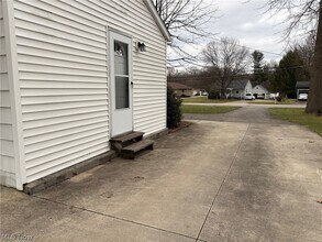 1550 Chapman Dr in Akron, OH - Building Photo - Building Photo