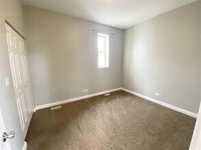 3741 W Le Moyne St in Chicago, IL - Building Photo - Building Photo