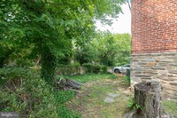 401 PLEASANT St photo'