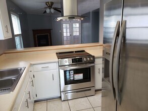 2813 Langley Ave in Pensacola, FL - Foto de edificio - Building Photo