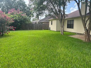 5618 Village Arbour Dr in Katy, TX - Building Photo - Building Photo
